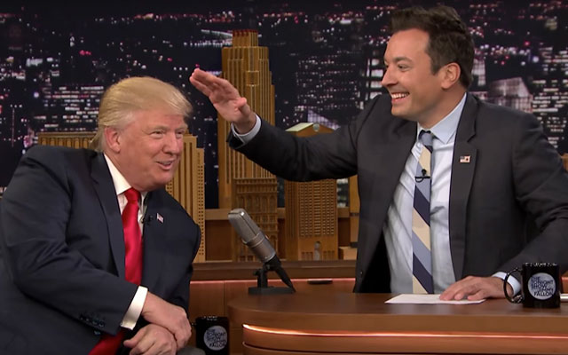 Jimmy Fallon Realizou a Fantasia de DESPENTEAR Donald Trump